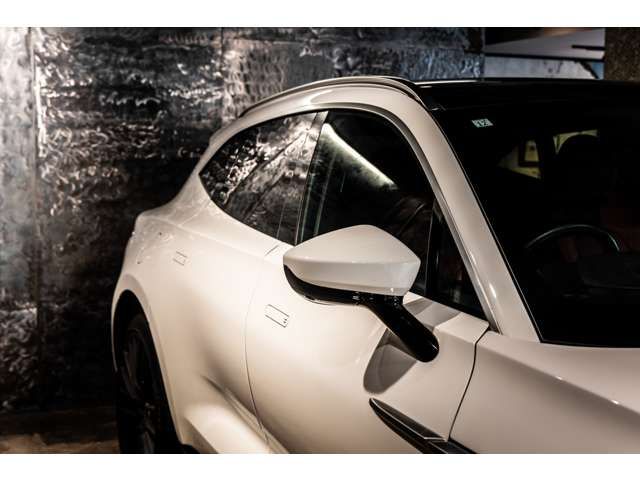 ASTON MARTIN ASTON MARTIN SUV 2023