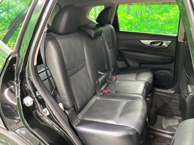 NISSAN X-TRAIL 2WD 2015