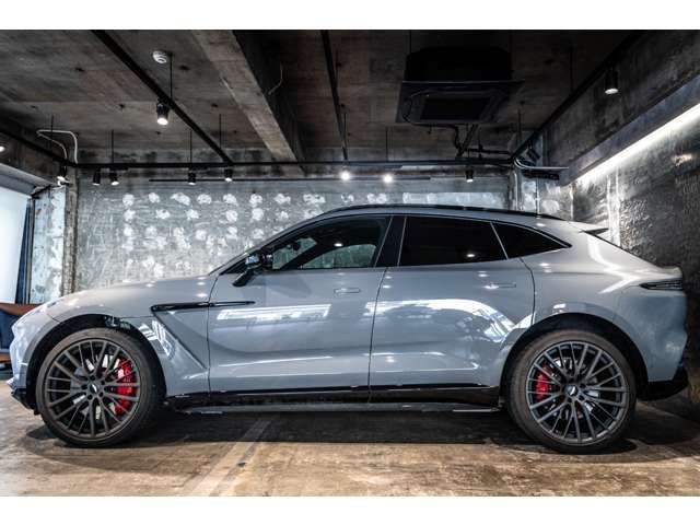 ASTON MARTIN ASTON MARTIN SUV 2024