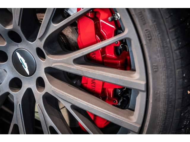 ASTON MARTIN ASTON MARTIN SUV 2024