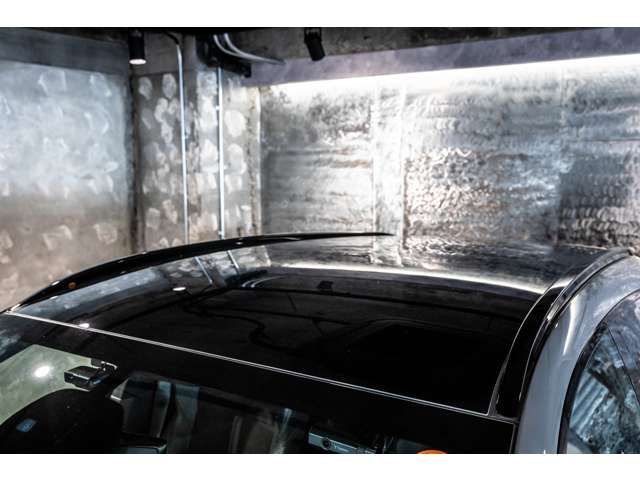 ASTON MARTIN ASTON MARTIN SUV 2024