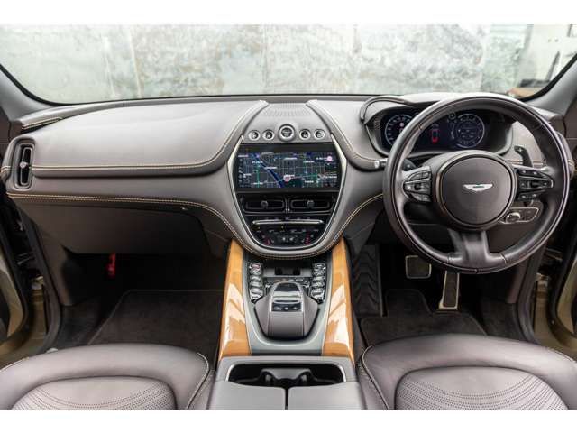 ASTON MARTIN ASTON MARTIN SUV 2022