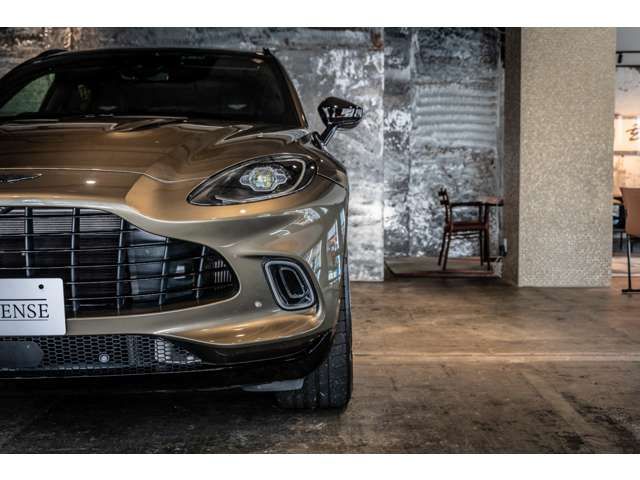 ASTON MARTIN ASTON MARTIN SUV 2022