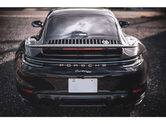 PORSCHE PORSCHE 911 2025