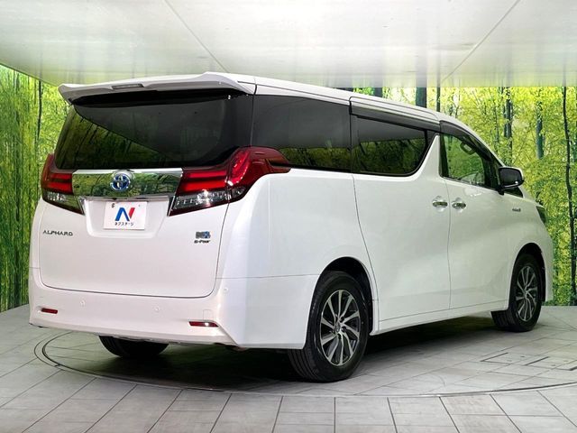 TOYOTA ALPHARD hybrid 4WD 2017
