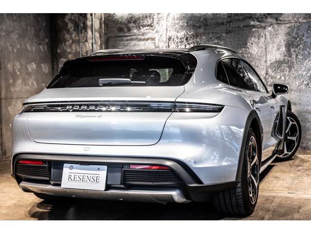 PORSCHE PORSCHE Taycan Cross Turismo 2025