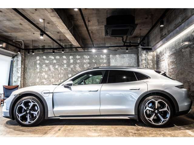 PORSCHE PORSCHE Taycan Cross Turismo 2025