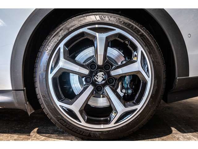 PORSCHE PORSCHE Taycan Cross Turismo 2025