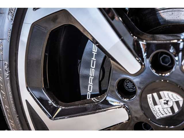 PORSCHE PORSCHE Taycan Cross Turismo 2025