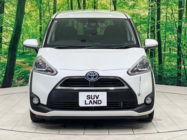 TOYOTA SIENTA HYBRID 2015