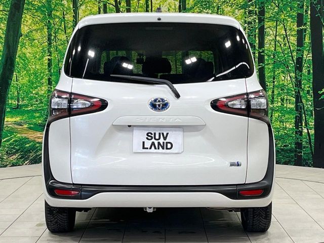 TOYOTA SIENTA HYBRID 2015