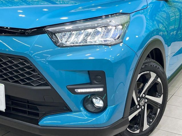 TOYOTA RAIZE HYBRID 2024