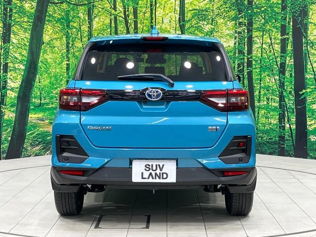 TOYOTA RAIZE HYBRID 2024