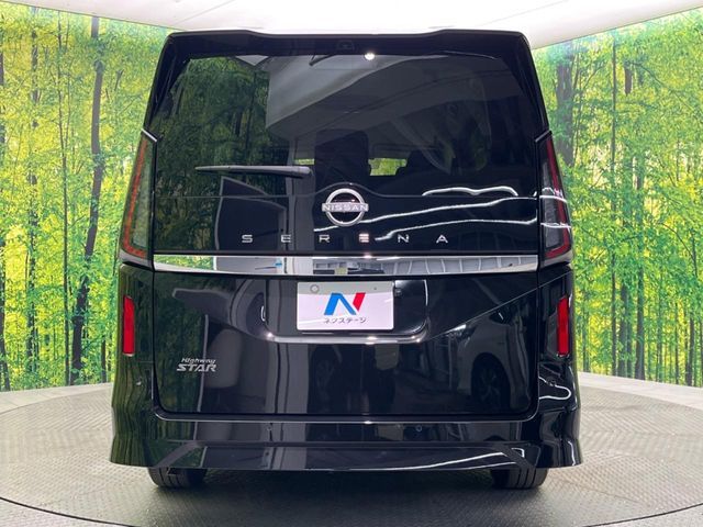 NISSAN SERENA  WG 2025