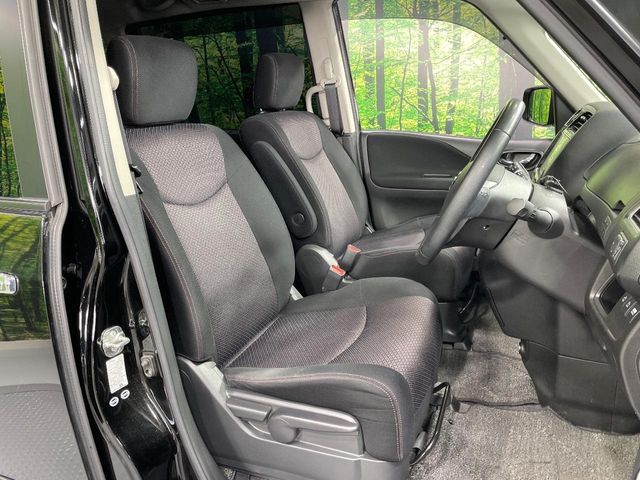 NISSAN SERENA  S-HYBRID 2013