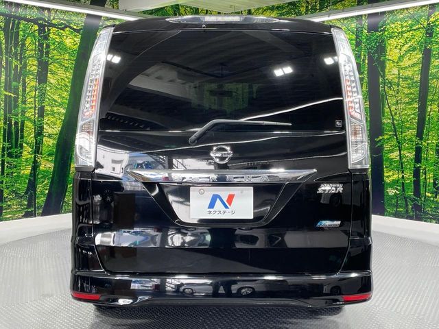 NISSAN SERENA  S-HYBRID 2013