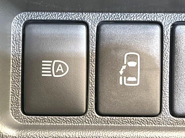 TOYOTA HIACE wagon 2025