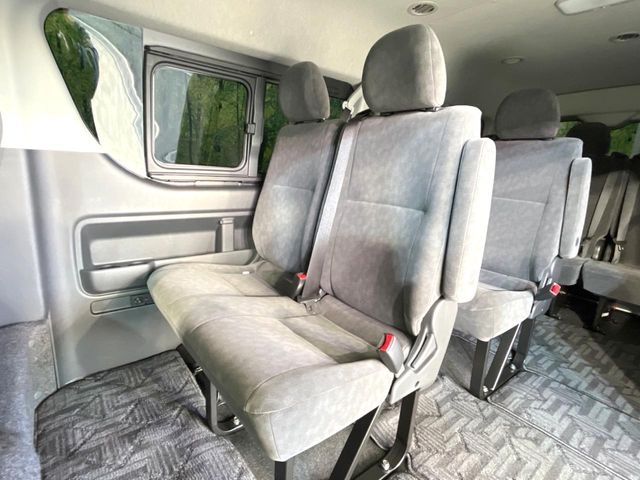 TOYOTA HIACE wagon 2025