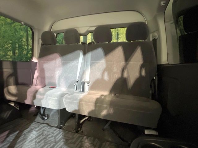 TOYOTA HIACE wagon 2025