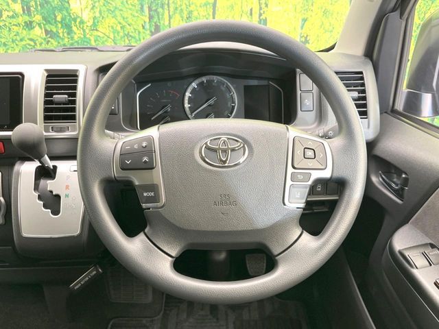 TOYOTA HIACE wagon 2025