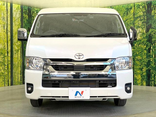 TOYOTA HIACE wagon 2025