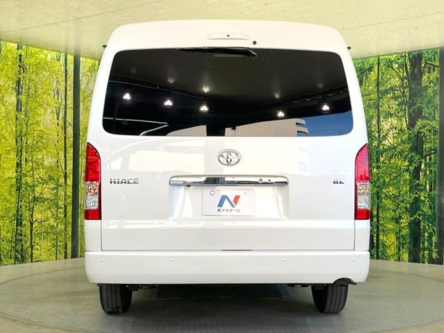 TOYOTA HIACE wagon 2025
