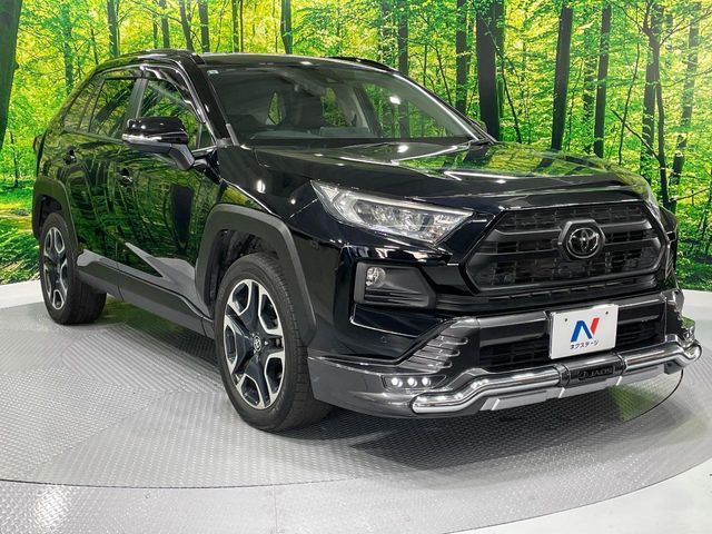 TOYOTA RAV4 4WD 2019