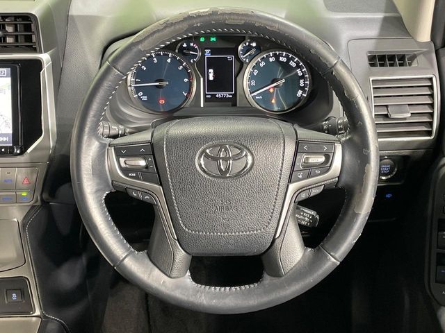 TOYOTA LANDCRUISER PRADO 2018