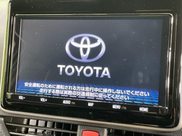 TOYOTA NOAH HYBRID 2021