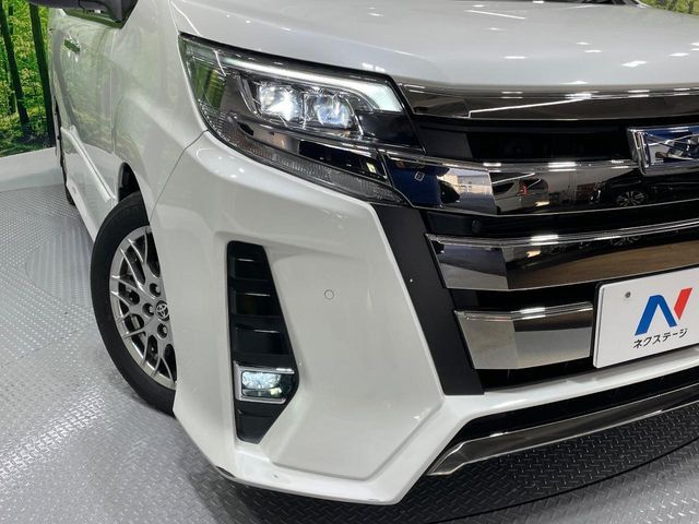 TOYOTA NOAH HYBRID 2021