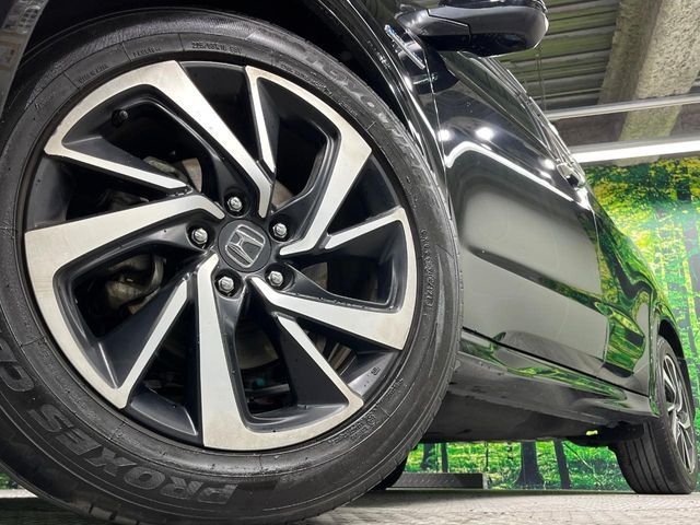 HONDA VEZEL HYBRID 2016