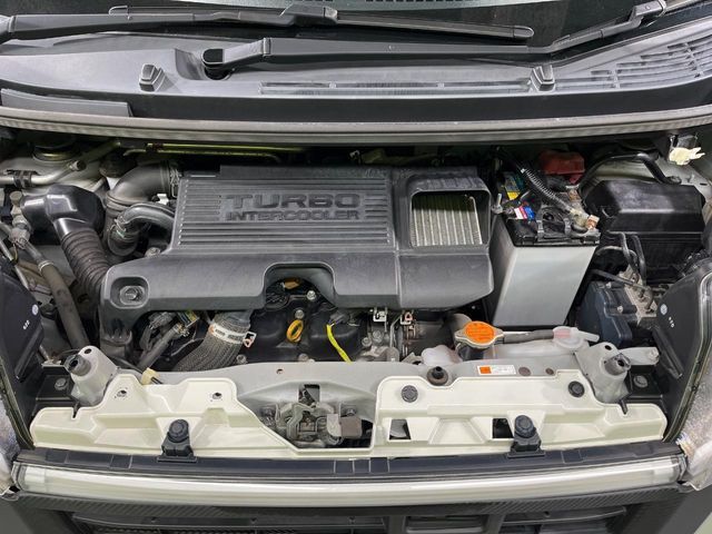 DAIHATSU MOVE CUSTOM 2016