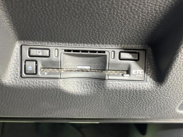 TOYOTA YARIS CROSS 2025