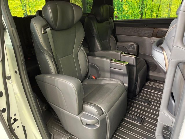 TOYOTA ALPHARD hybrid 2024