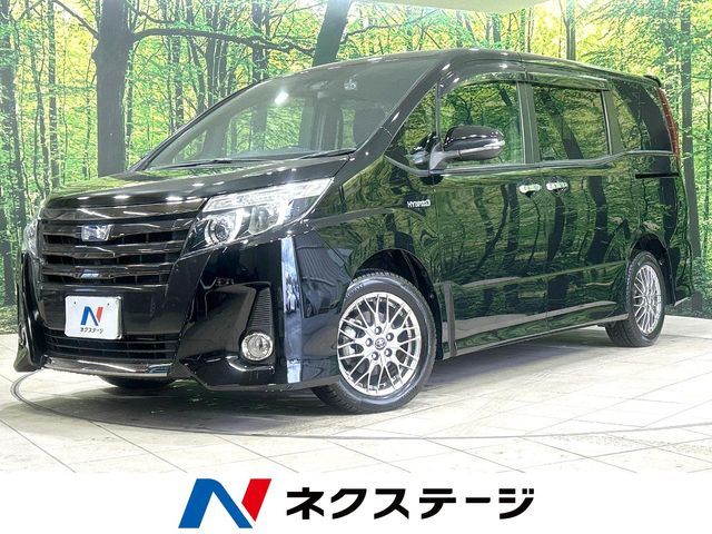 TOYOTA NOAH HYBRID 2017