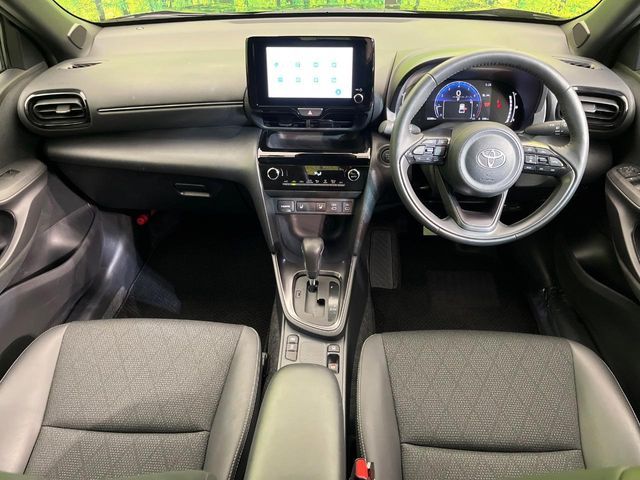 TOYOTA YARIS CROSS 2025