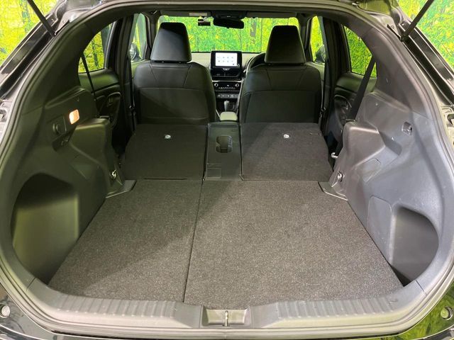 TOYOTA YARIS CROSS 2025