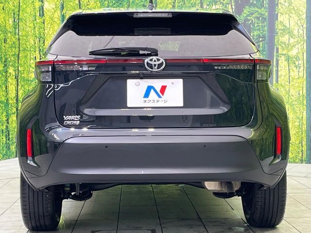 TOYOTA YARIS CROSS 2025