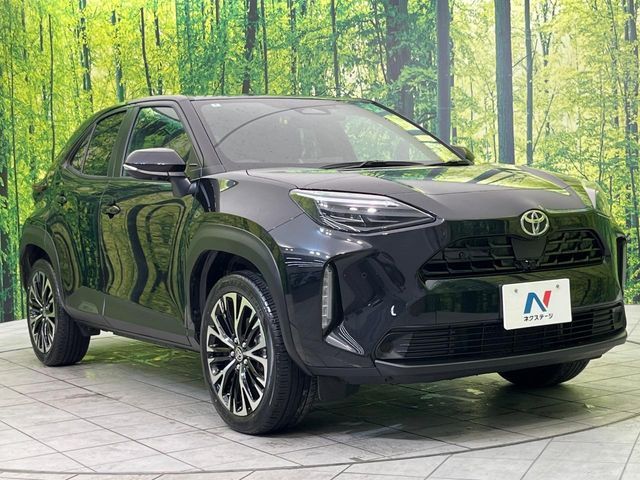 TOYOTA YARIS CROSS 2025