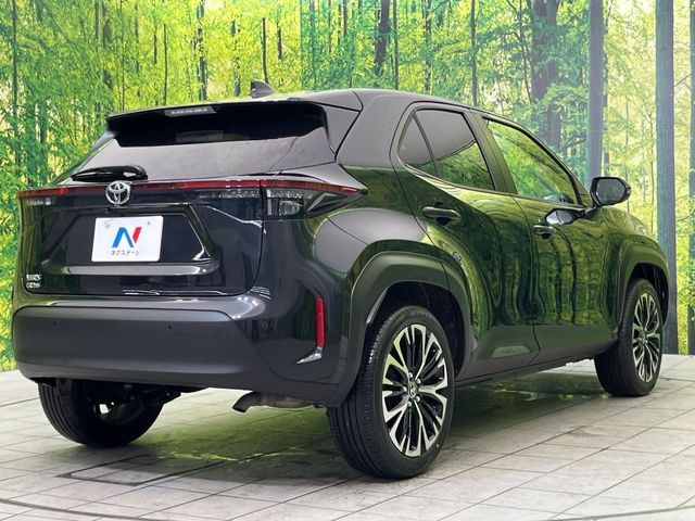 TOYOTA YARIS CROSS 2025