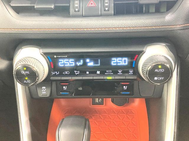 TOYOTA RAV4 HYBRID 4WD 2024