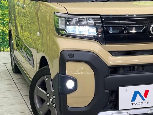 DAIHATSU TANTO FAN CROSS 2022