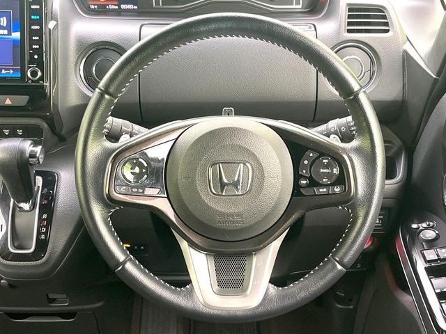 HONDA N BOX CUSTOM 2017