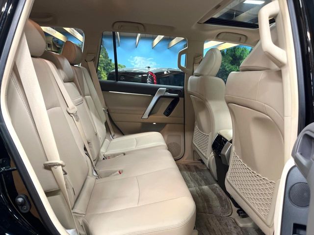 TOYOTA LANDCRUISER PRADO 2023