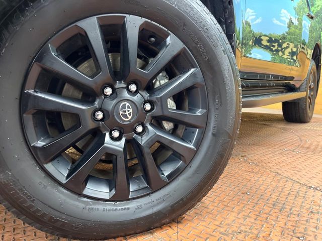 TOYOTA LANDCRUISER PRADO 2023