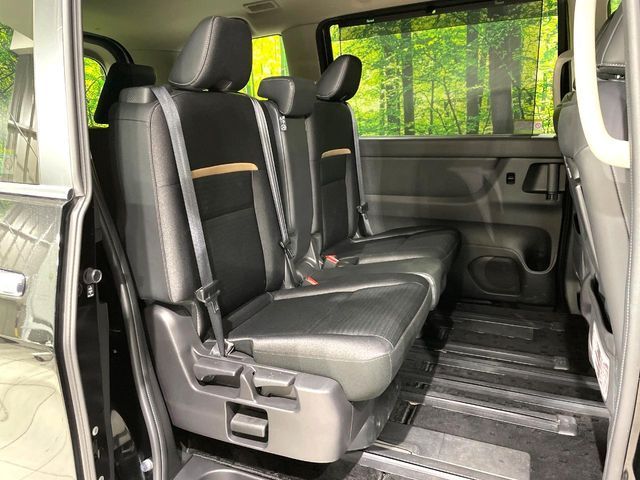 NISSAN SERENA  WG 2023