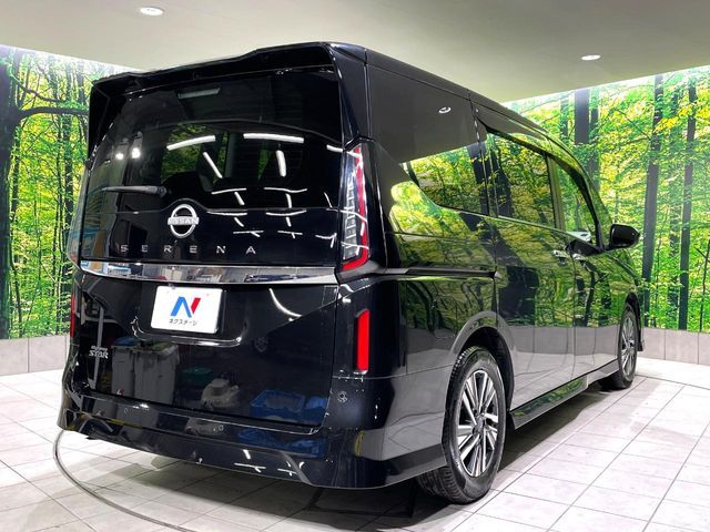 NISSAN SERENA  WG 2023