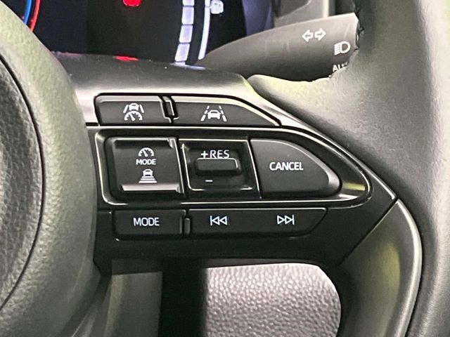 TOYOTA YARIS CROSS 2025