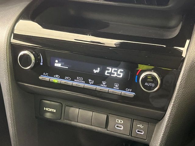 TOYOTA YARIS CROSS 2025