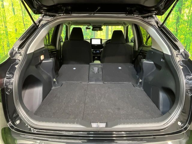 TOYOTA YARIS CROSS 2025